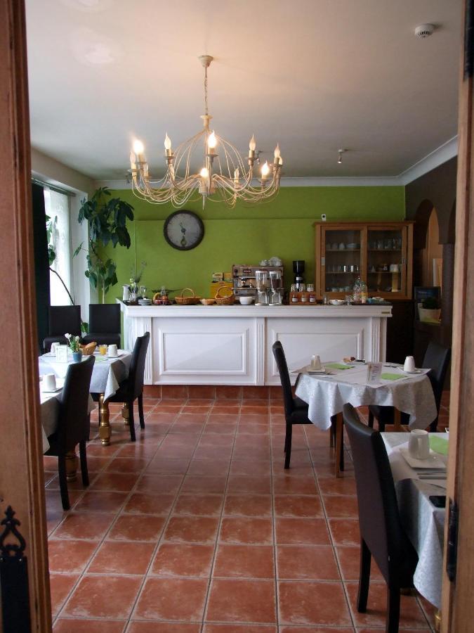 Logis Hotel L'Occitan 2 Etoiles Гаяк Екстериор снимка