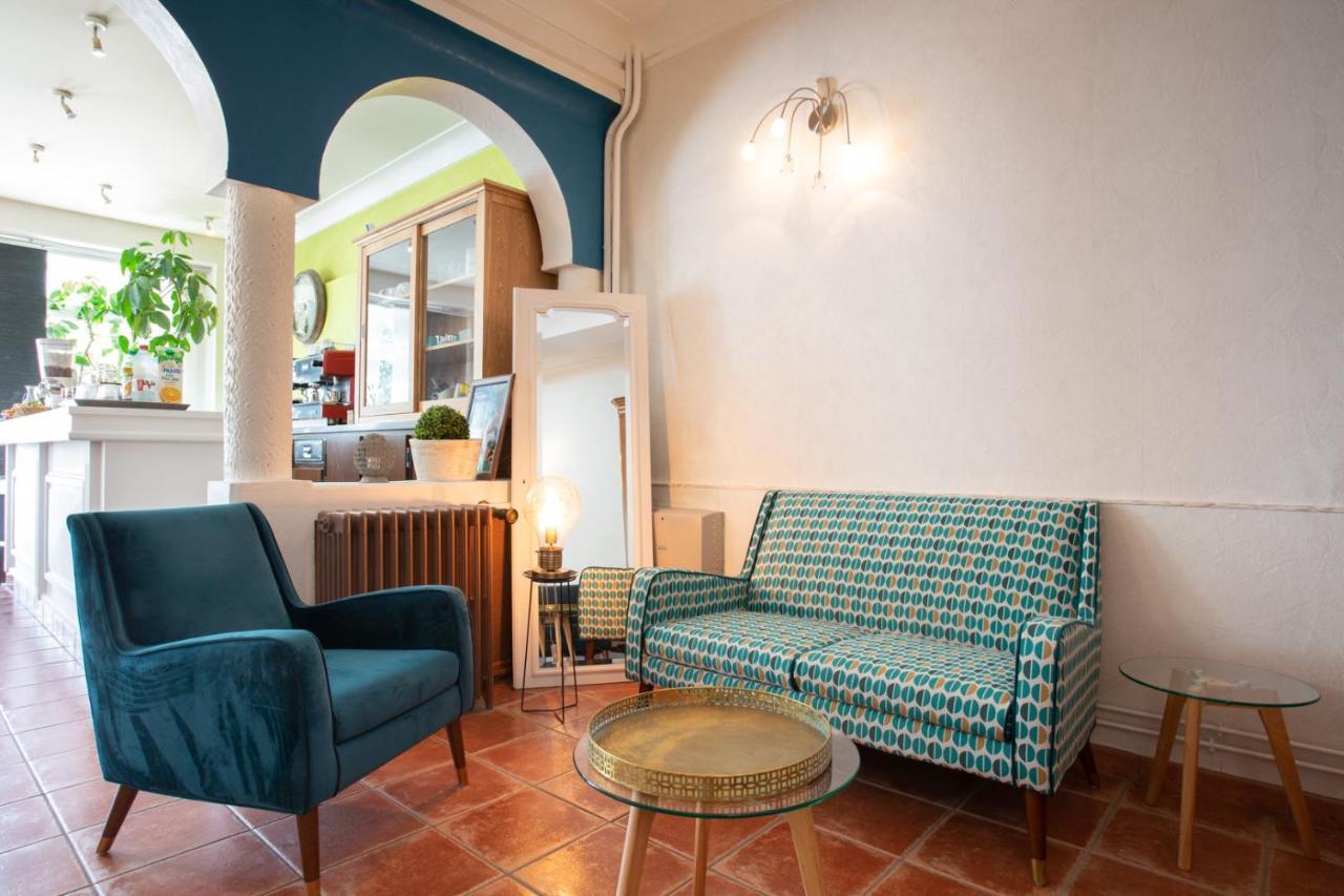 Logis Hotel L'Occitan 2 Etoiles Гаяк Екстериор снимка