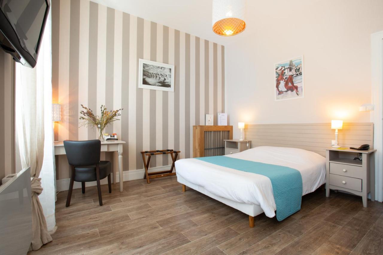 Logis Hotel L'Occitan 2 Etoiles Гаяк Екстериор снимка